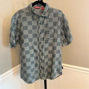 NWT Unionbay  Bradley Men’s‎ Button Down Snowy Pine Size Medium